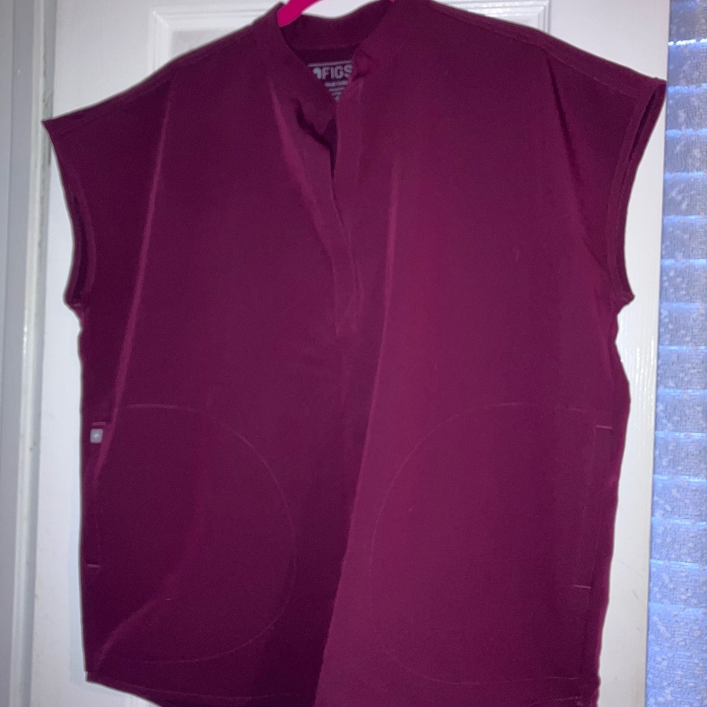 Figs burgundy Rafaela top size M